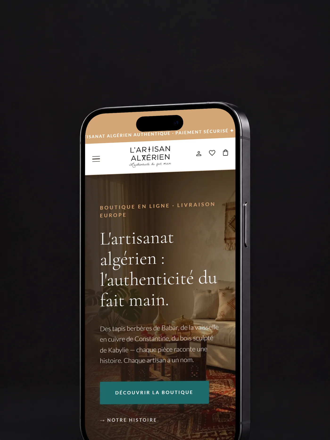 Une boutique en ligne affichée sur un téléphone